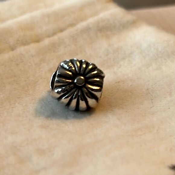 Retired Authentic Pandora Bracelet Sterling Silver Cat Basket Charm - 790595 - Picture 5 of 5